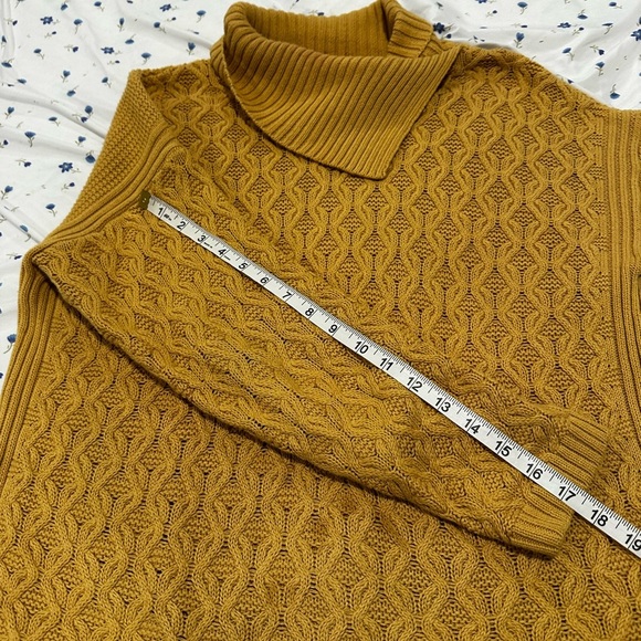 Jeanne Pierre Large Yellow Mixed Cable Knit Cowl Neck Sweater Pullover Sweater. - Picture 4 of 14